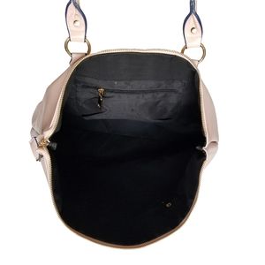 d'Orcia Bags - 🆕d'Orcia Faux Leather Pink Large Tote Handbag d'Orcia Bags - 🆕d'Orcia Faux Leather Pink Large Tote Handbag